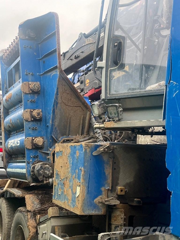 Volvo FH 750 Vedkløvere, kappemaskiner og flismaskiner