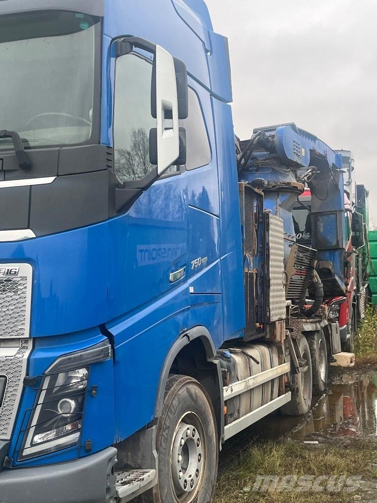 Volvo FH 750 Vedkløvere, kappemaskiner og flismaskiner