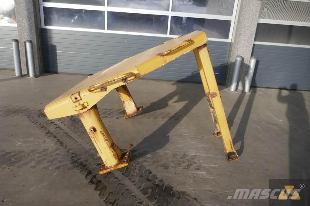 CAT D8N O-rops cab Førerhus og Interiør