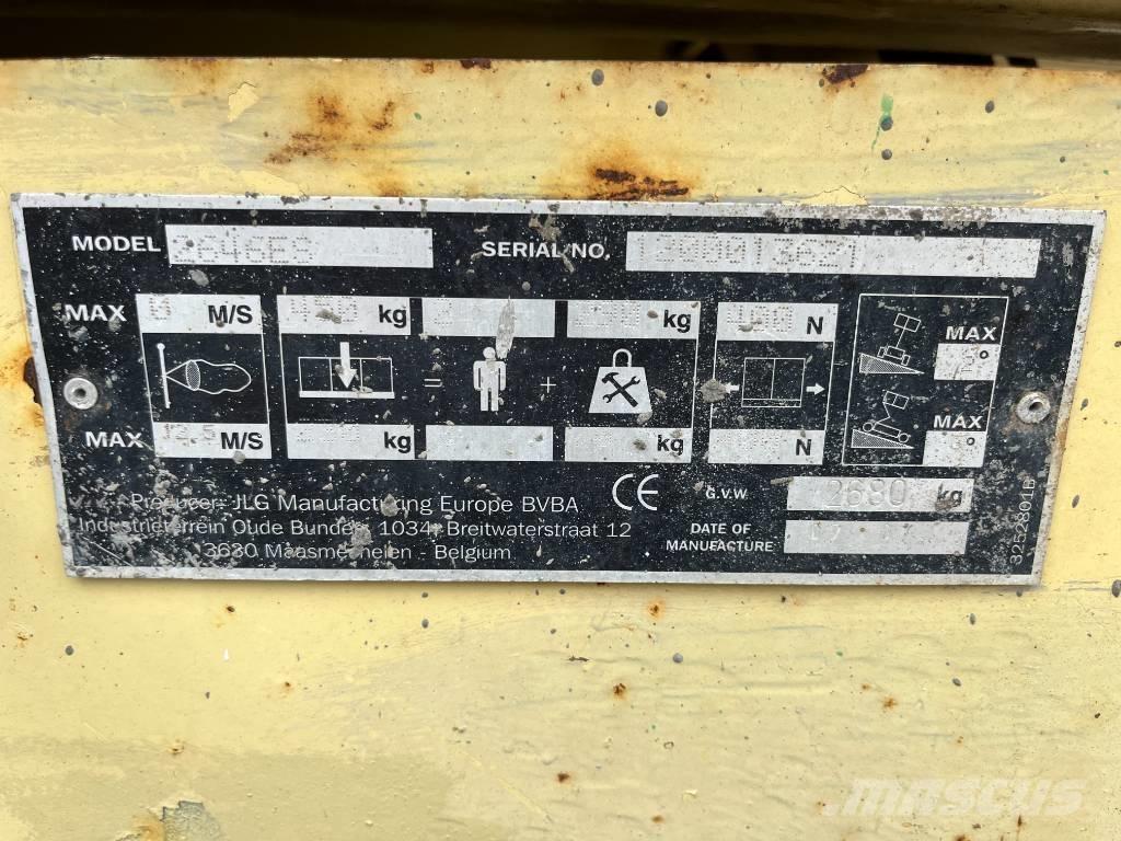 JLG 2646 ES Sakselifter