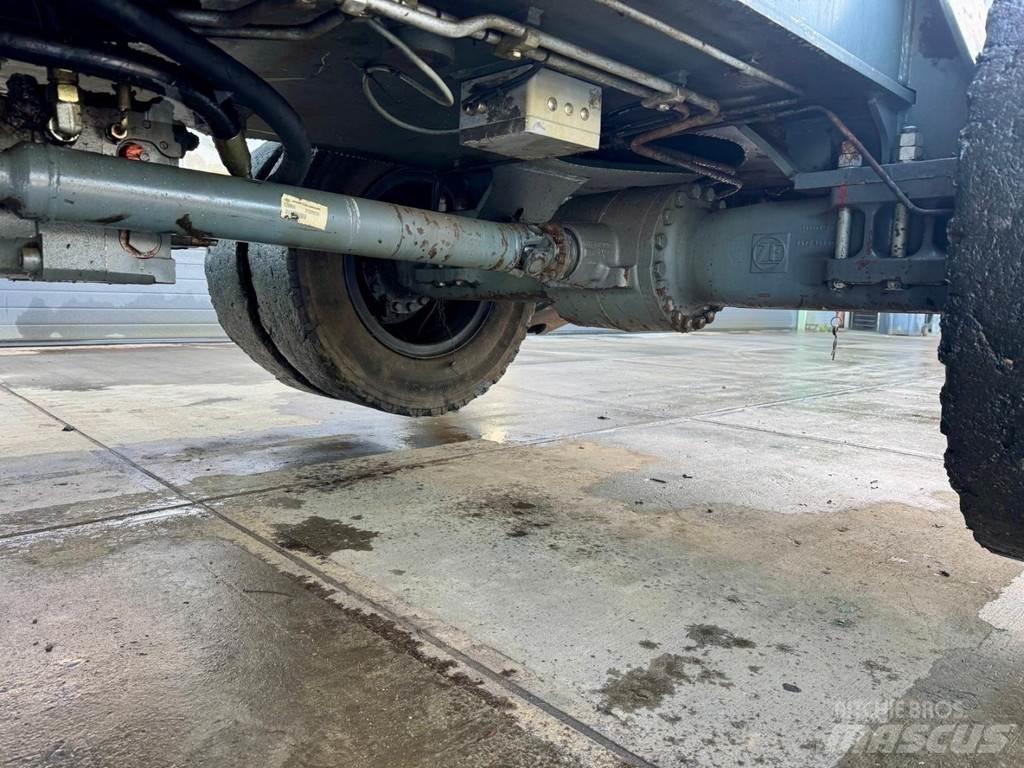 Liebherr A 924 C Gravemaskiner for avfallshåndtering