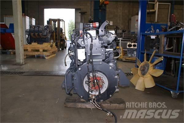 Komatsu S6D114 E1 Motorer