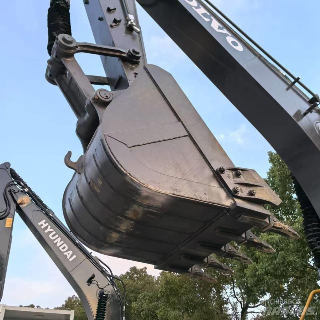 Volvo EC 210 D Beltegraver