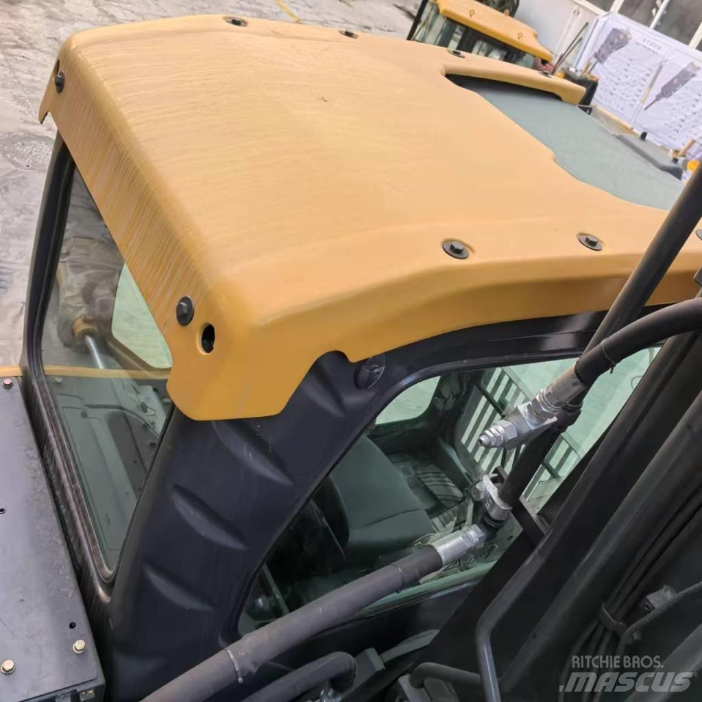 Volvo EC 210 D Beltegraver