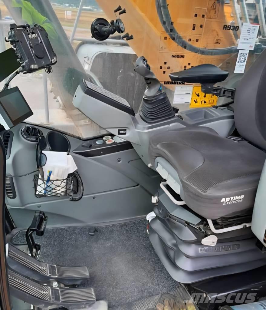 Liebherr R 930 G8 Beltegraver