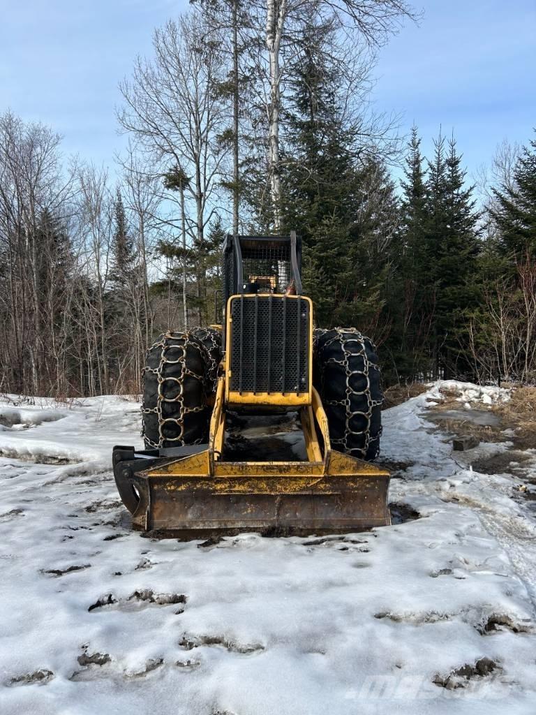 John Deere 640 D Stammelunner
