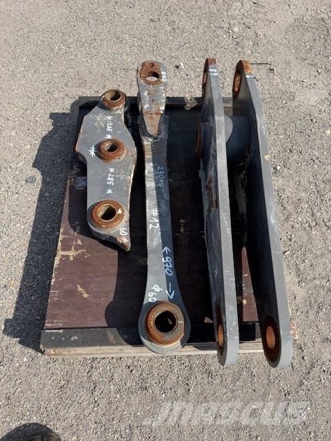 Volvo BUCKET LINK Skuffer