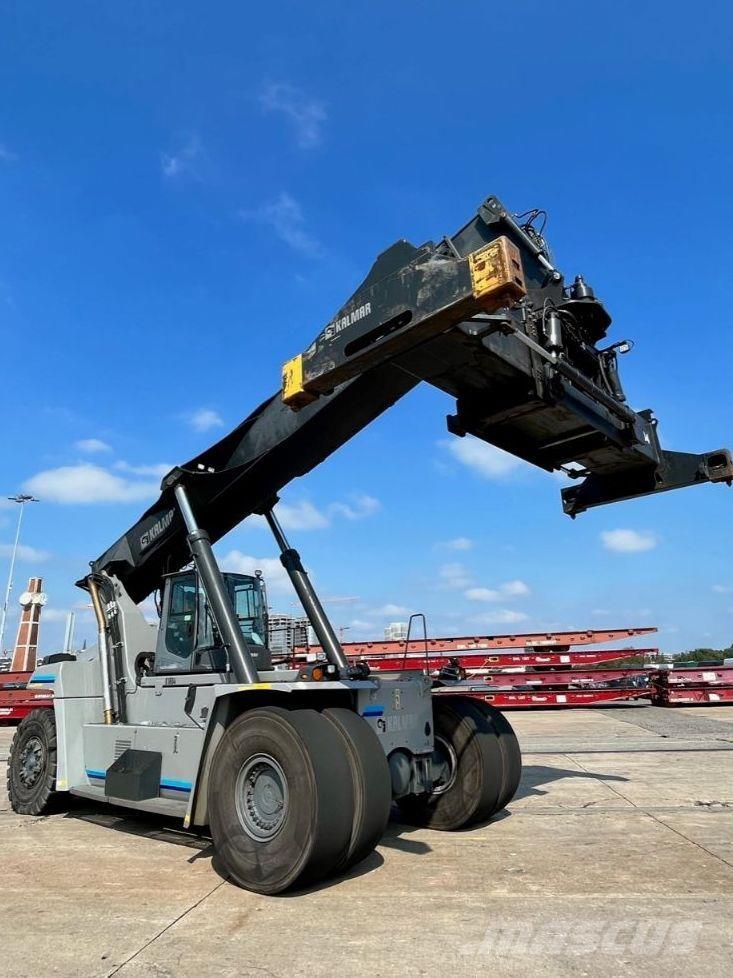 Kalmar DRG450-60S5 Reachstackere