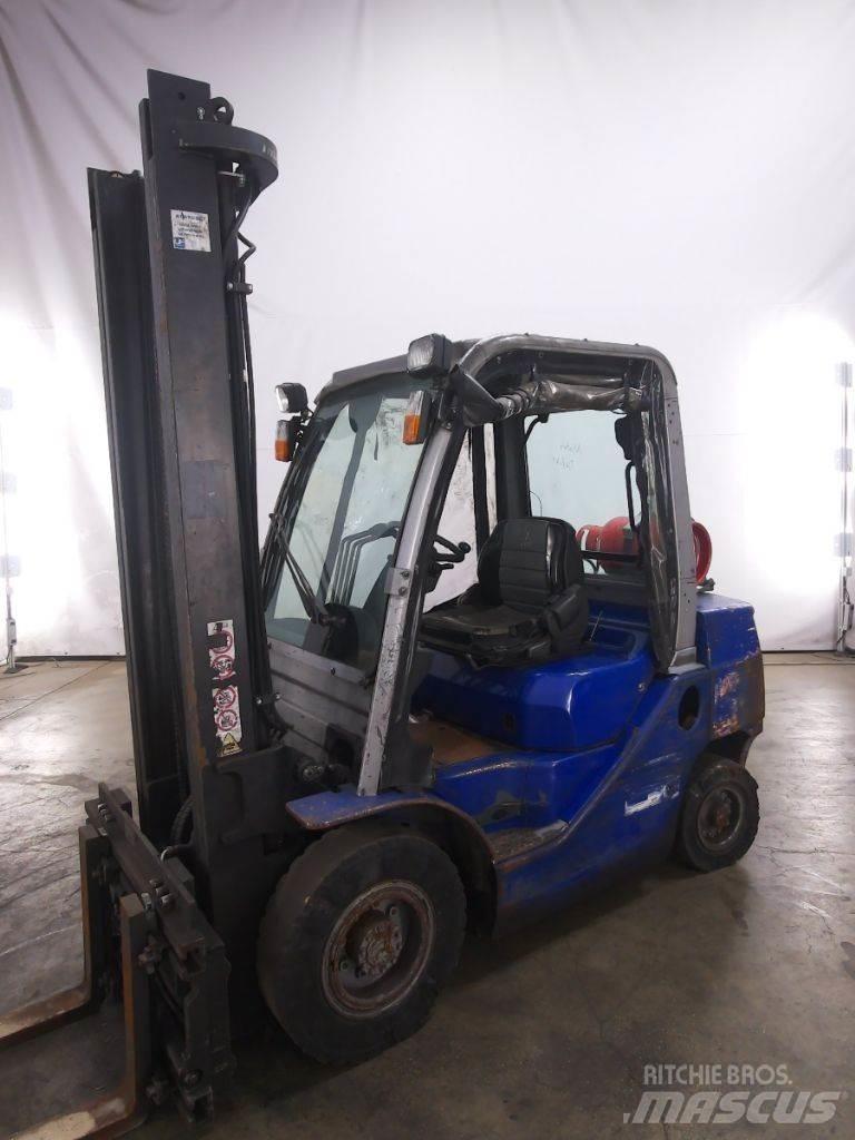Cesab M325G Propan trucker