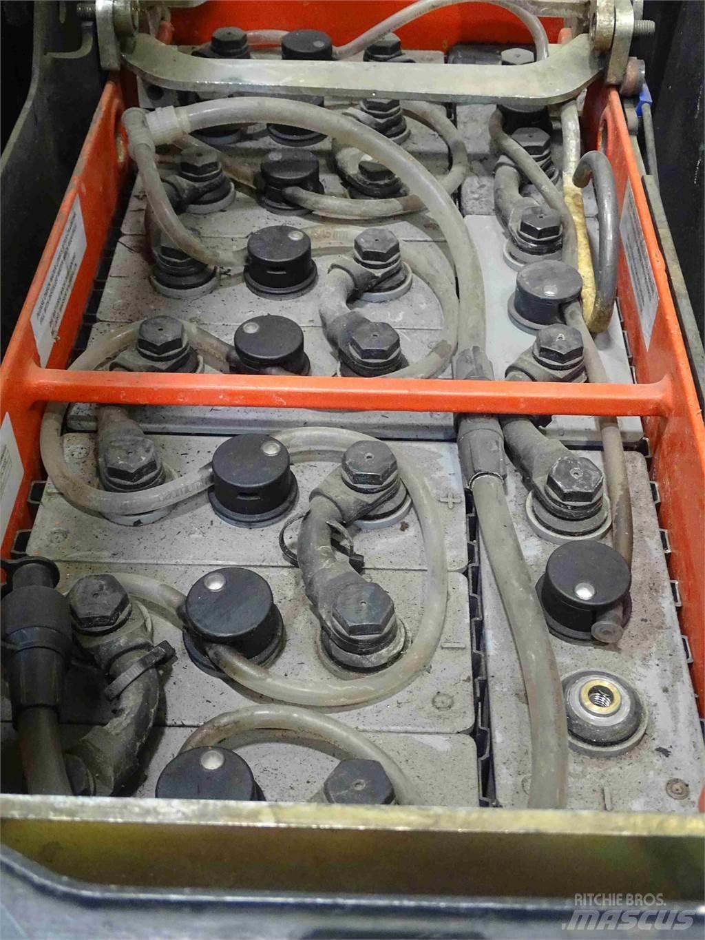 Linde L12LSP Ledestablere