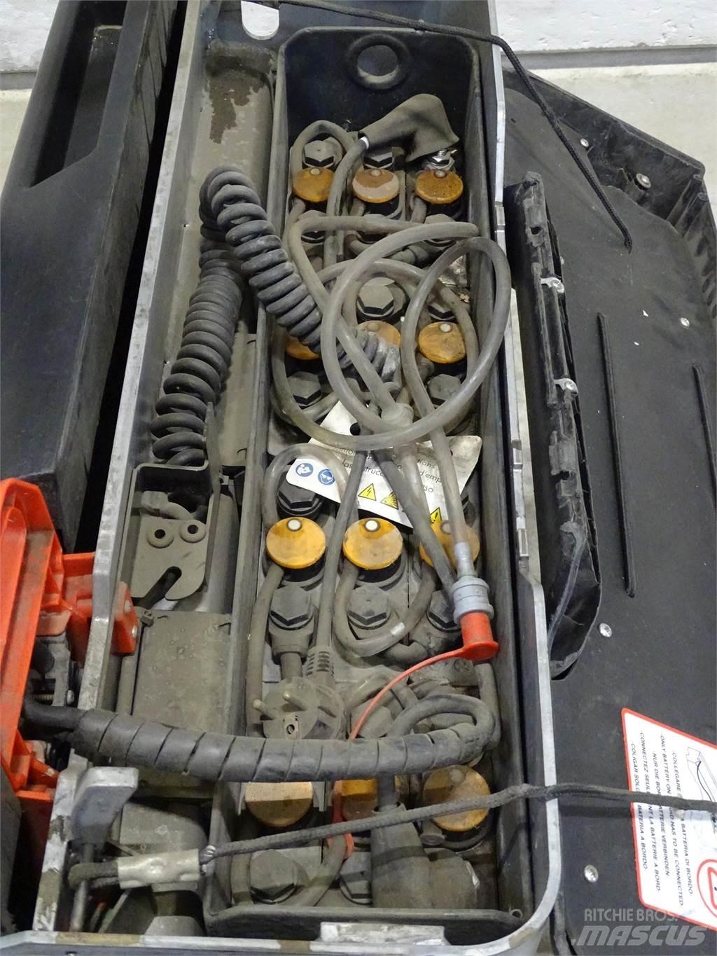 Still ECU16 Lavtløftende truck