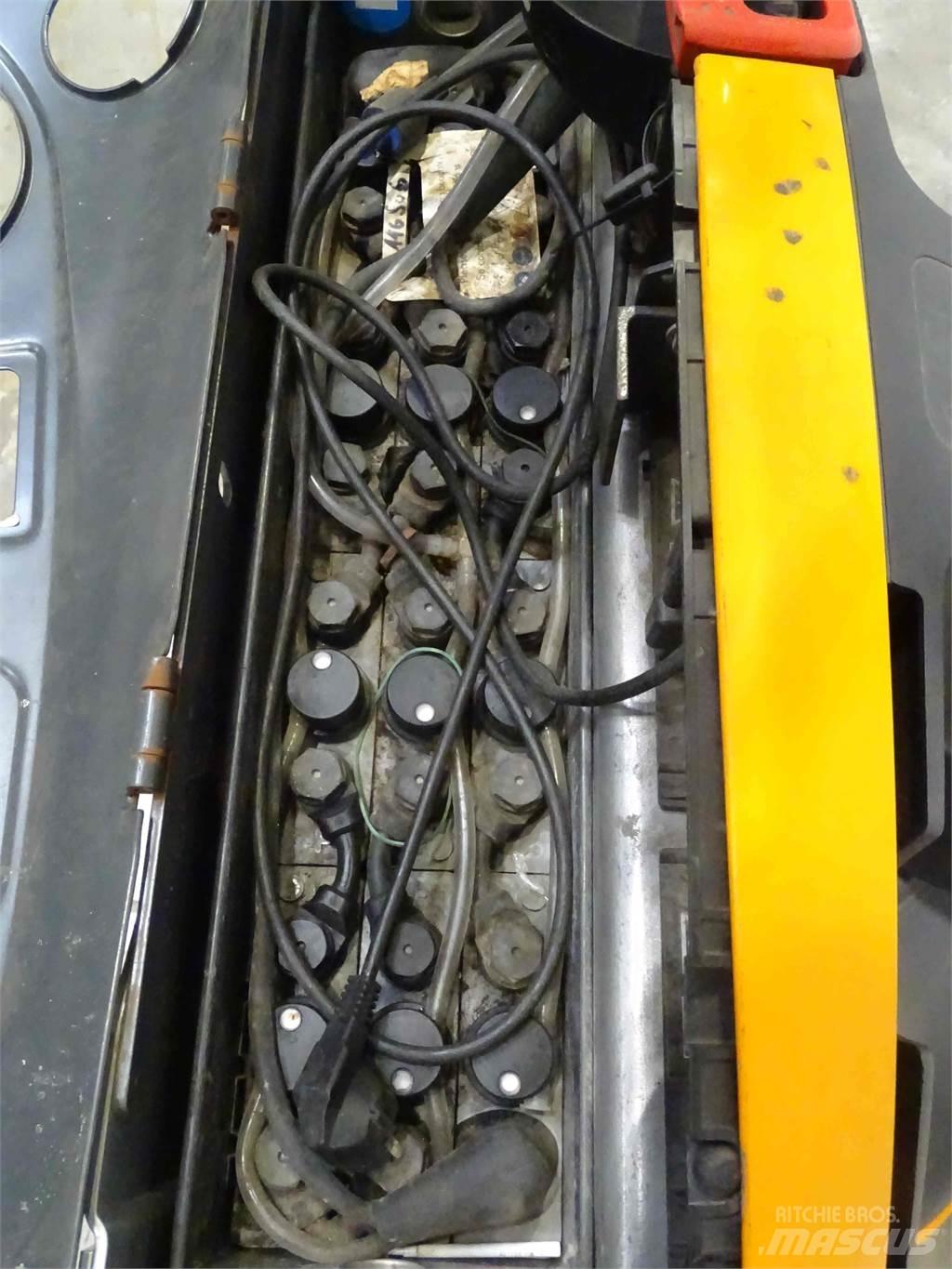 Still EXU16 Lavtløftende truck