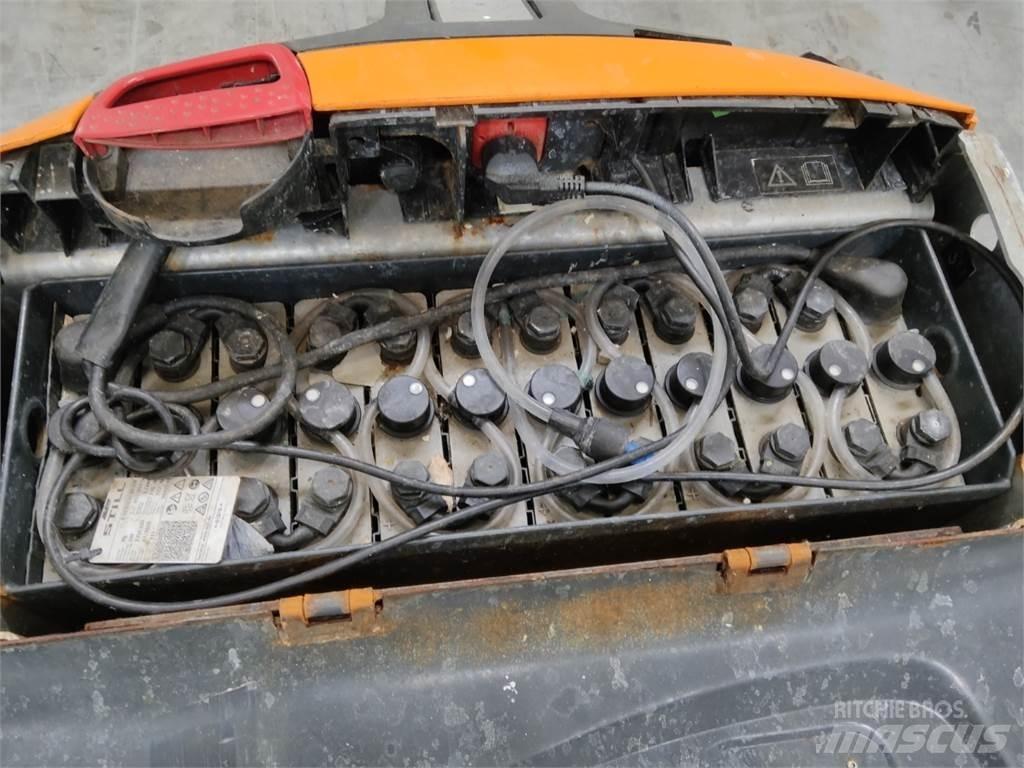 Still EXU16 Lavtløftende truck