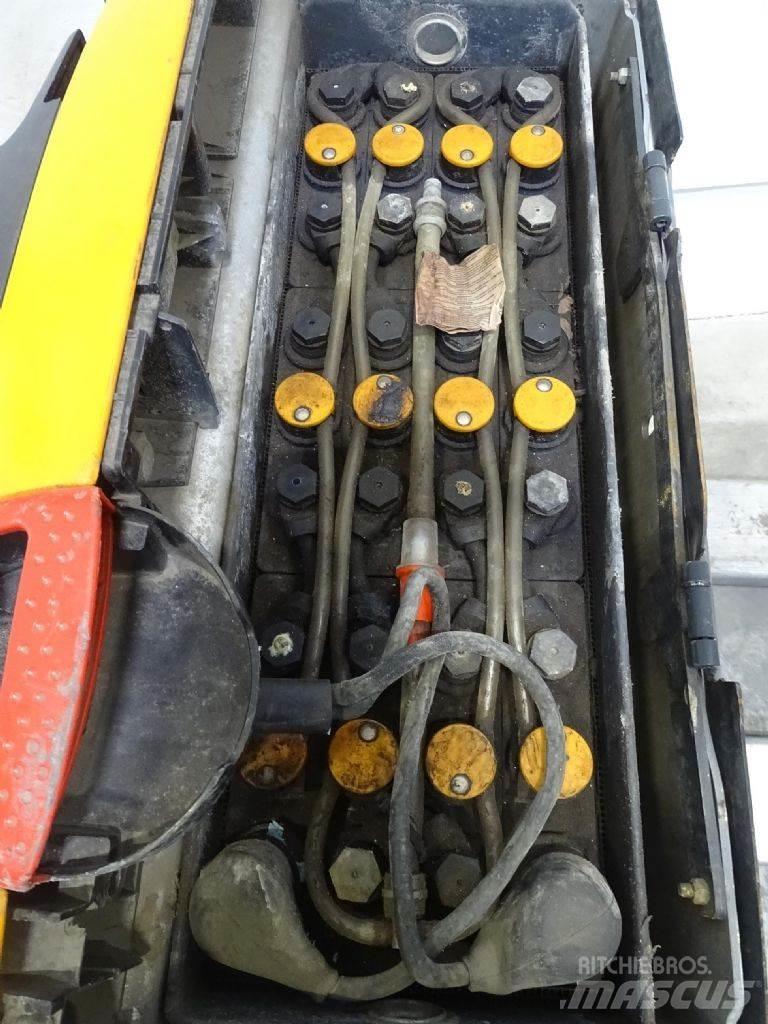 Still EXU18 Lavtløftende truck