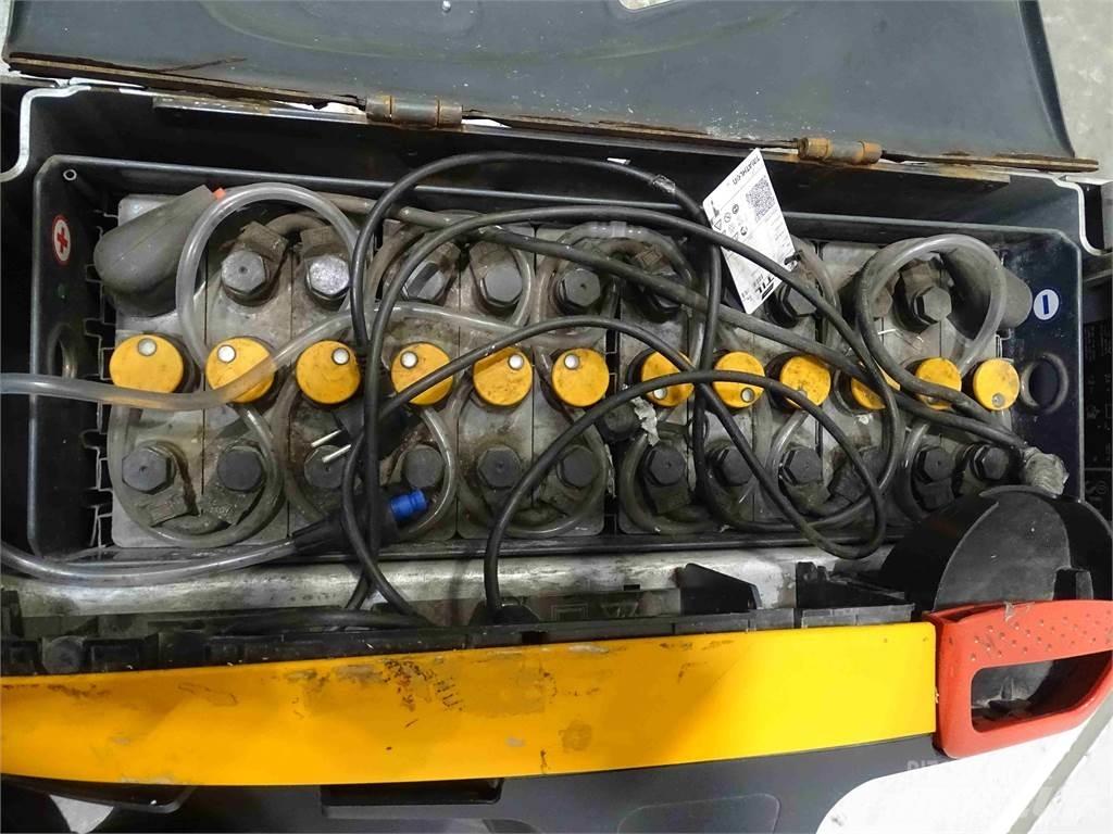 Still EXU18 Lavtløftende truck