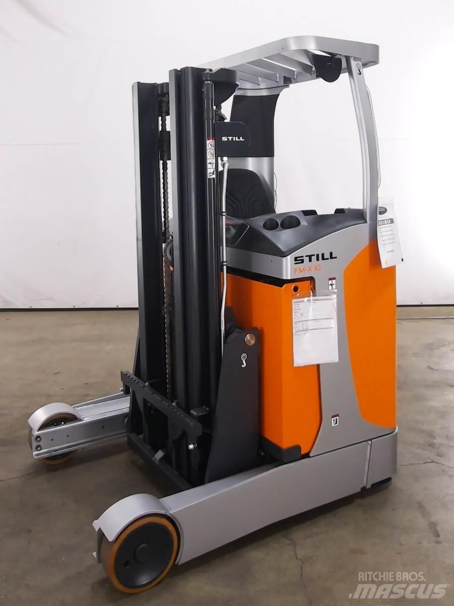 Still FM-X10 Skyvemasttruck