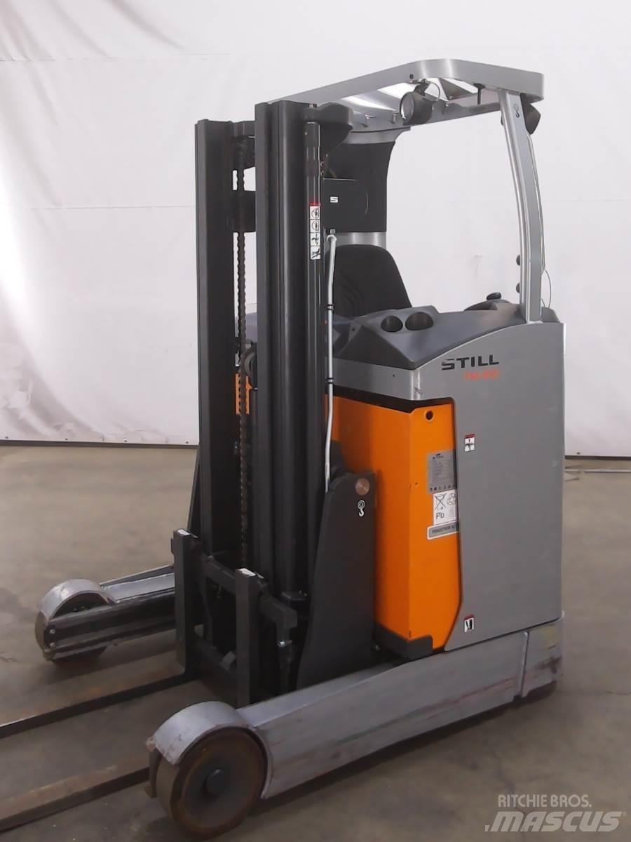 Still FM-X10 Skyvemasttruck