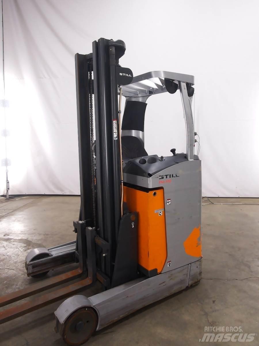 Still FM-X12 Skyvemasttruck