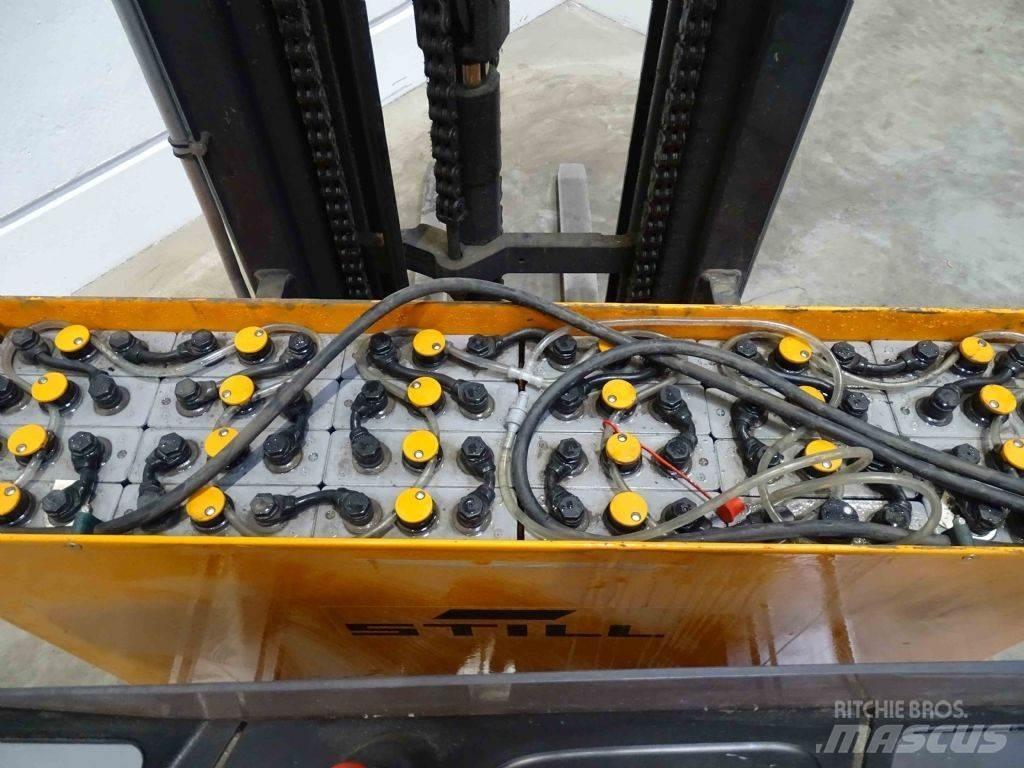 Still FM-X12 Skyvemasttruck