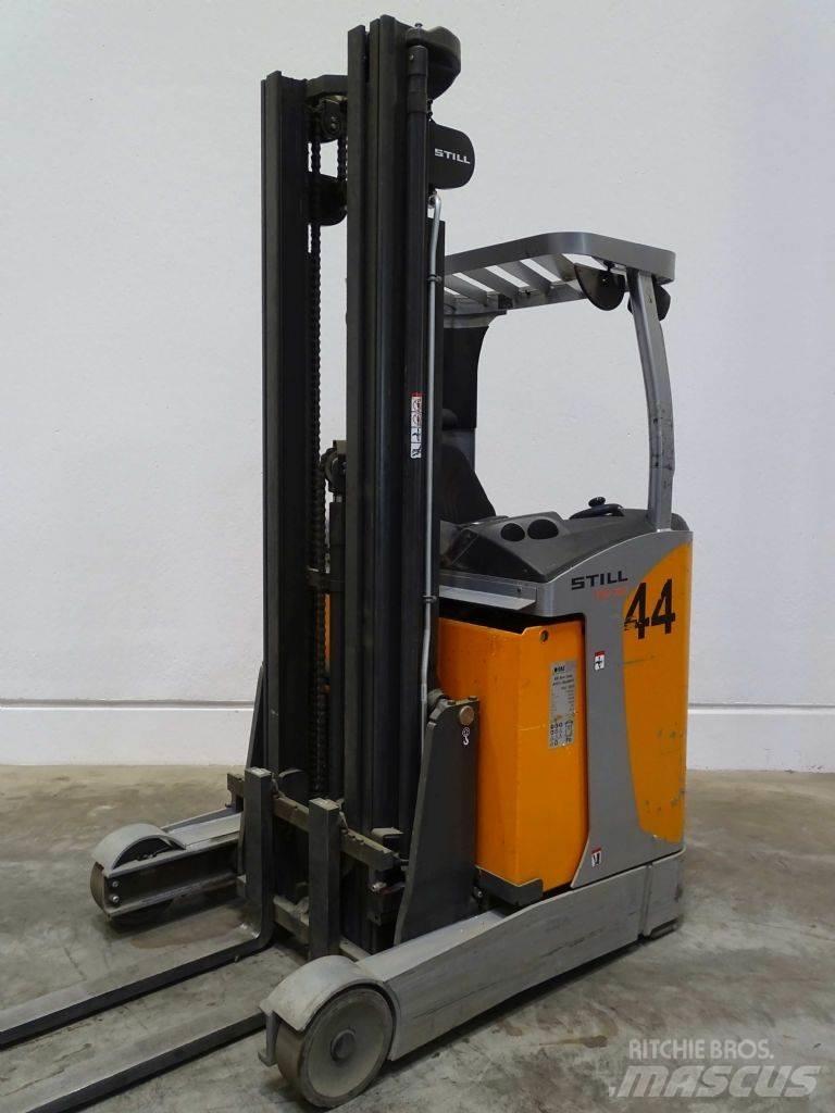 Still FM-X12 Skyvemasttruck