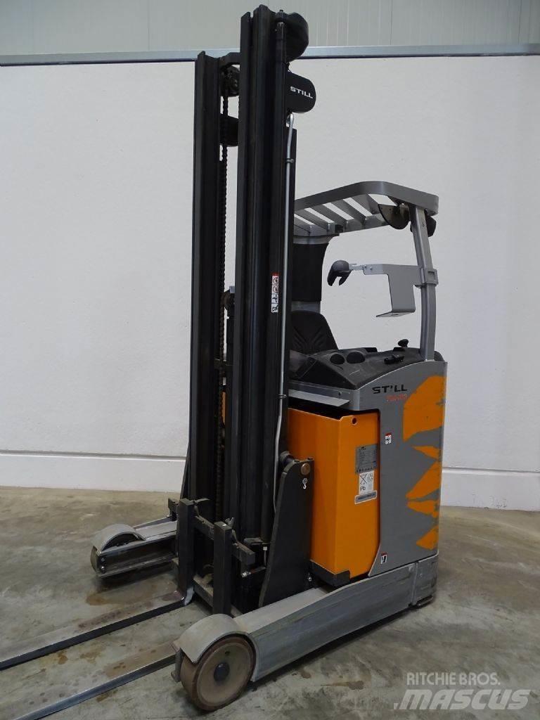 Still FM-X12 Skyvemasttruck