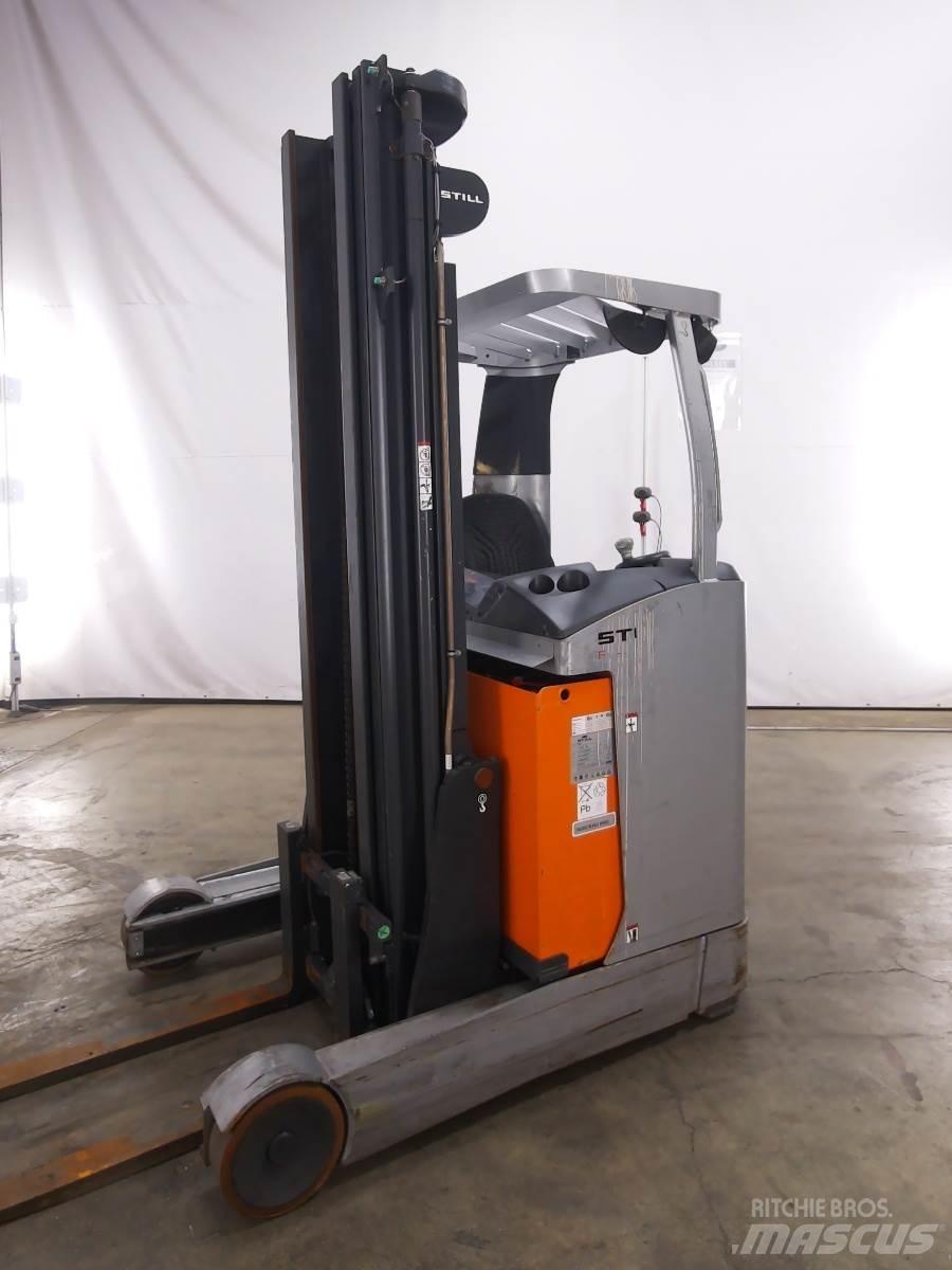 Still FM-X14 Skyvemasttruck