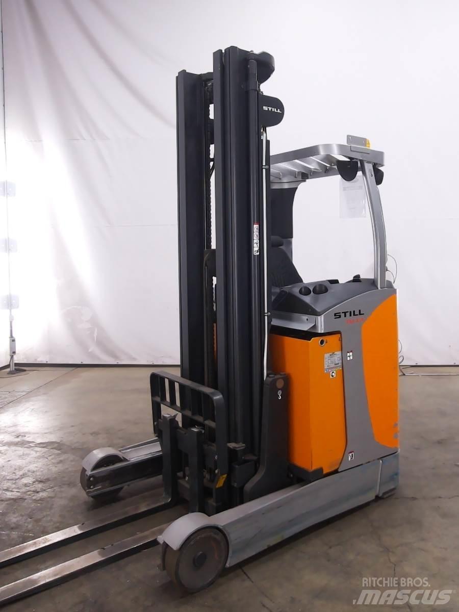 Still FM-X14 Skyvemasttruck
