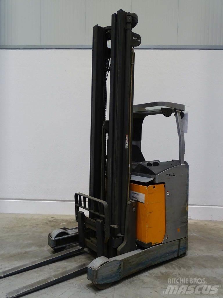 Still FM-X14 Skyvemasttruck