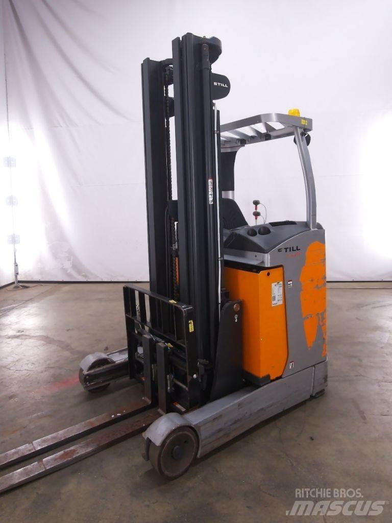 Still FM-X14 Skyvemasttruck