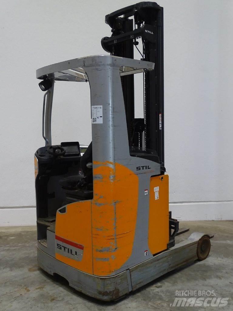 Still FM-X14 Skyvemasttruck
