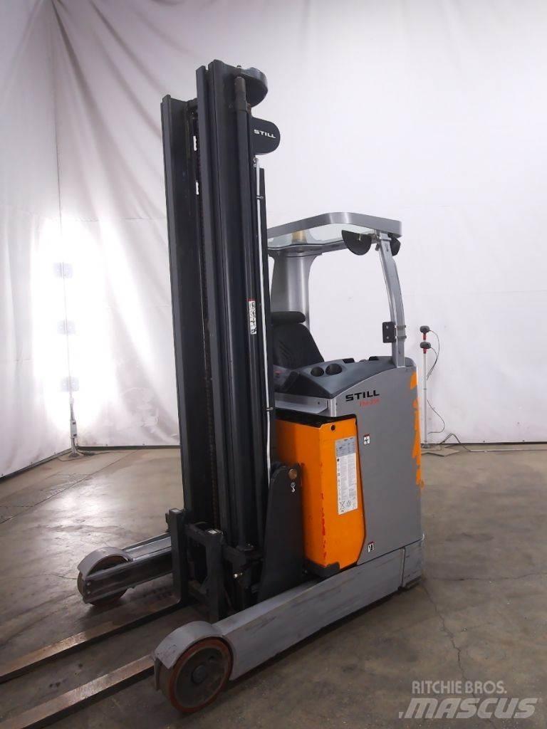 Still FM-X14 Skyvemasttruck