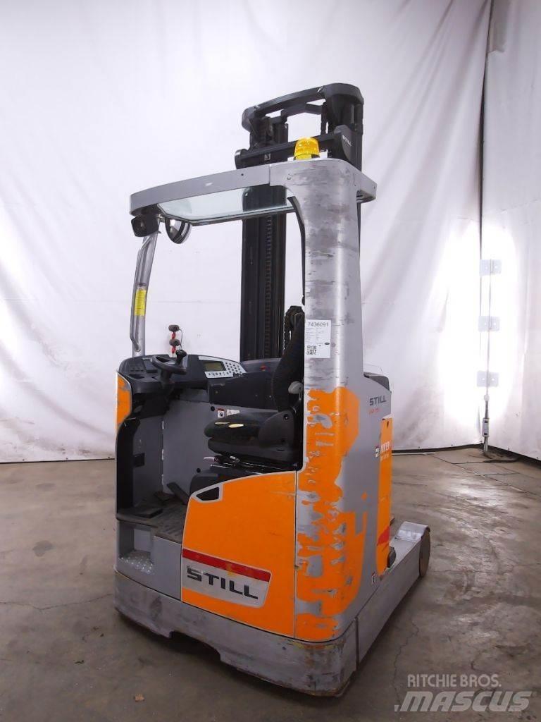 Still FM-X14 Skyvemasttruck
