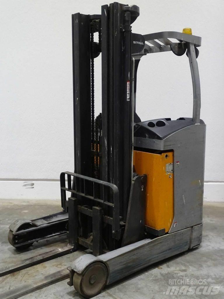 Still FM-X14 Skyvemasttruck