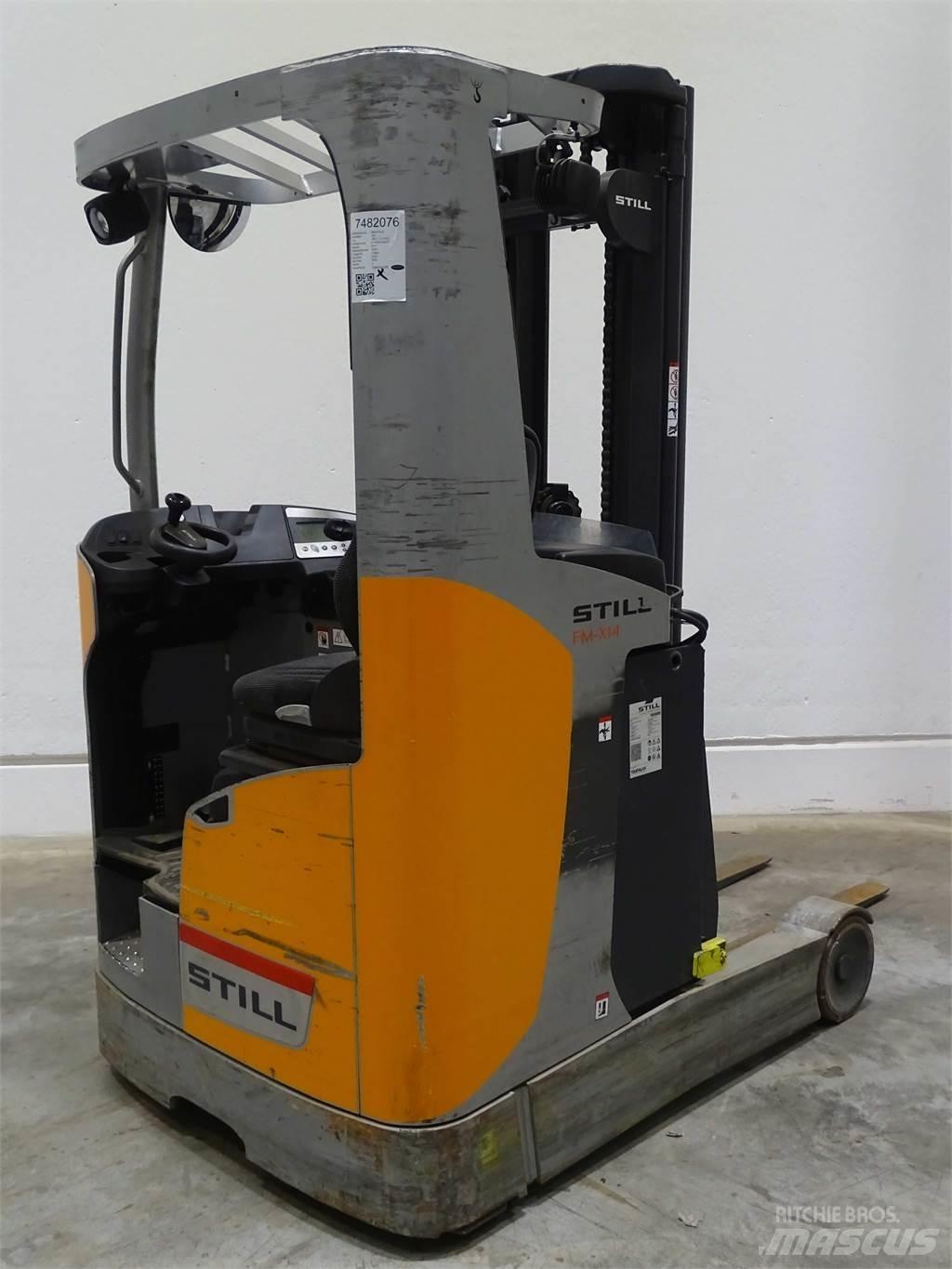 Still FM-X14 Skyvemasttruck