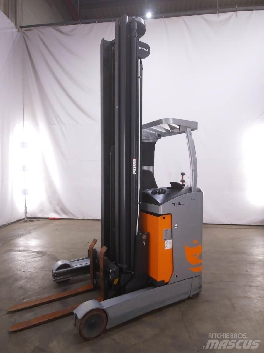Still FM-X14 Skyvemasttruck