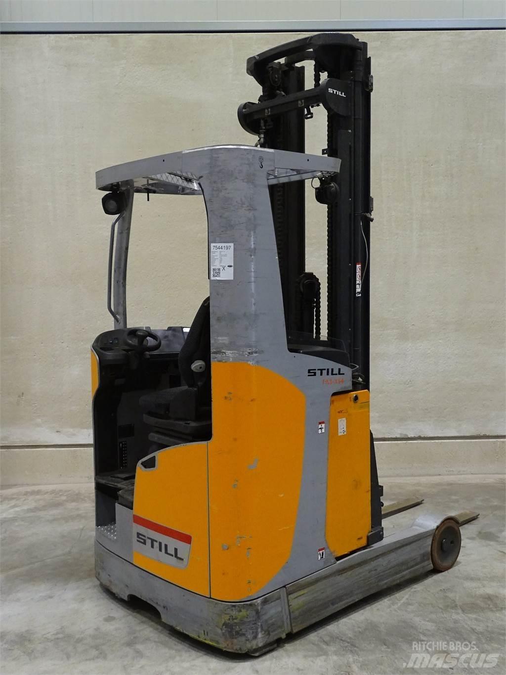 Still FM-X14 Skyvemasttruck