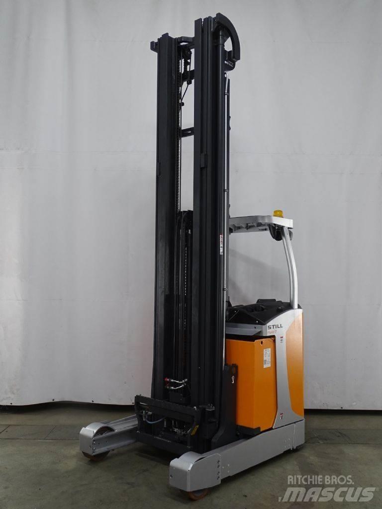 Still FM-X17 Skyvemasttruck