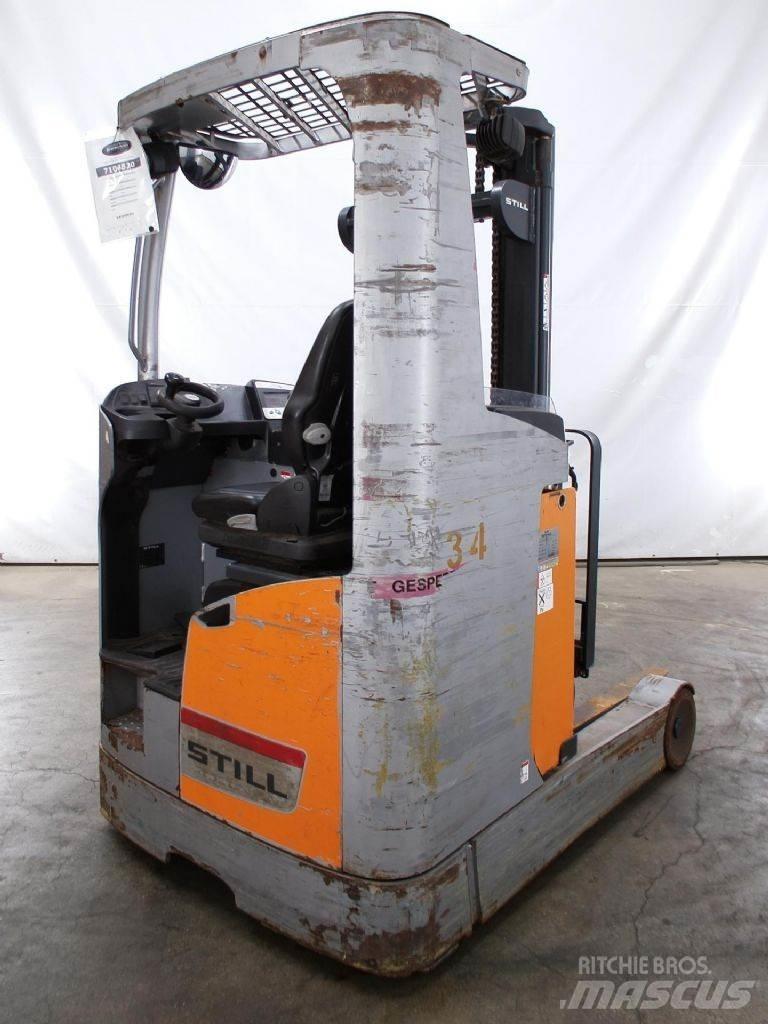 Still FM-X17 Skyvemasttruck