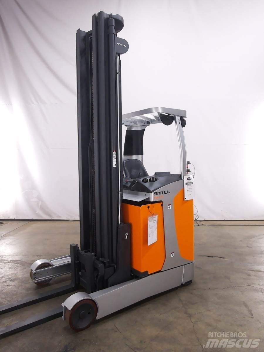 Still FM-X17 Skyvemasttruck