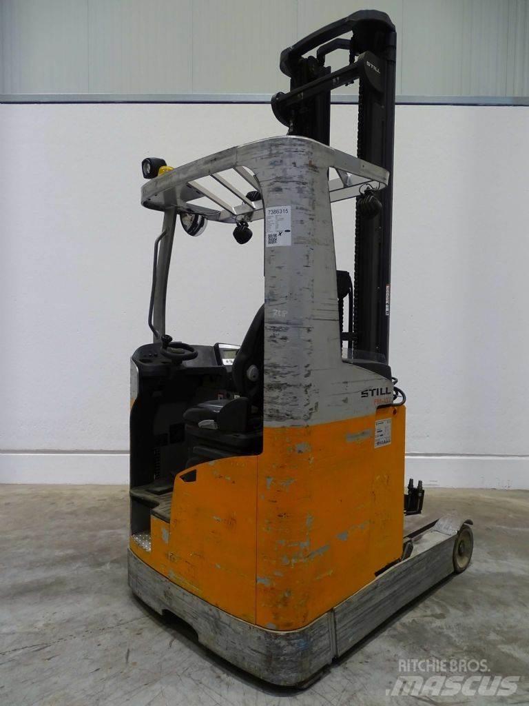 Still FM-X17 Skyvemasttruck