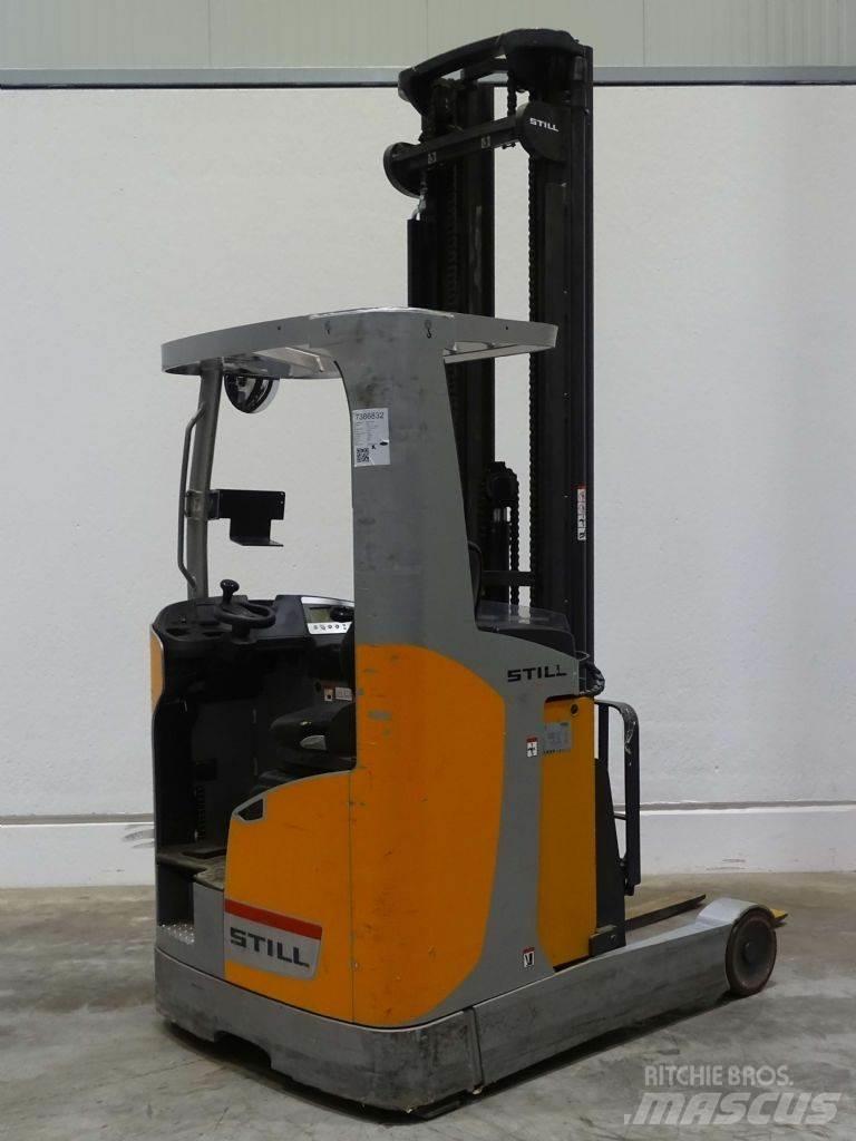 Still FM-X17 Skyvemasttruck