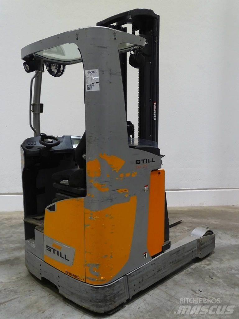 Still FM-X17 Skyvemasttruck