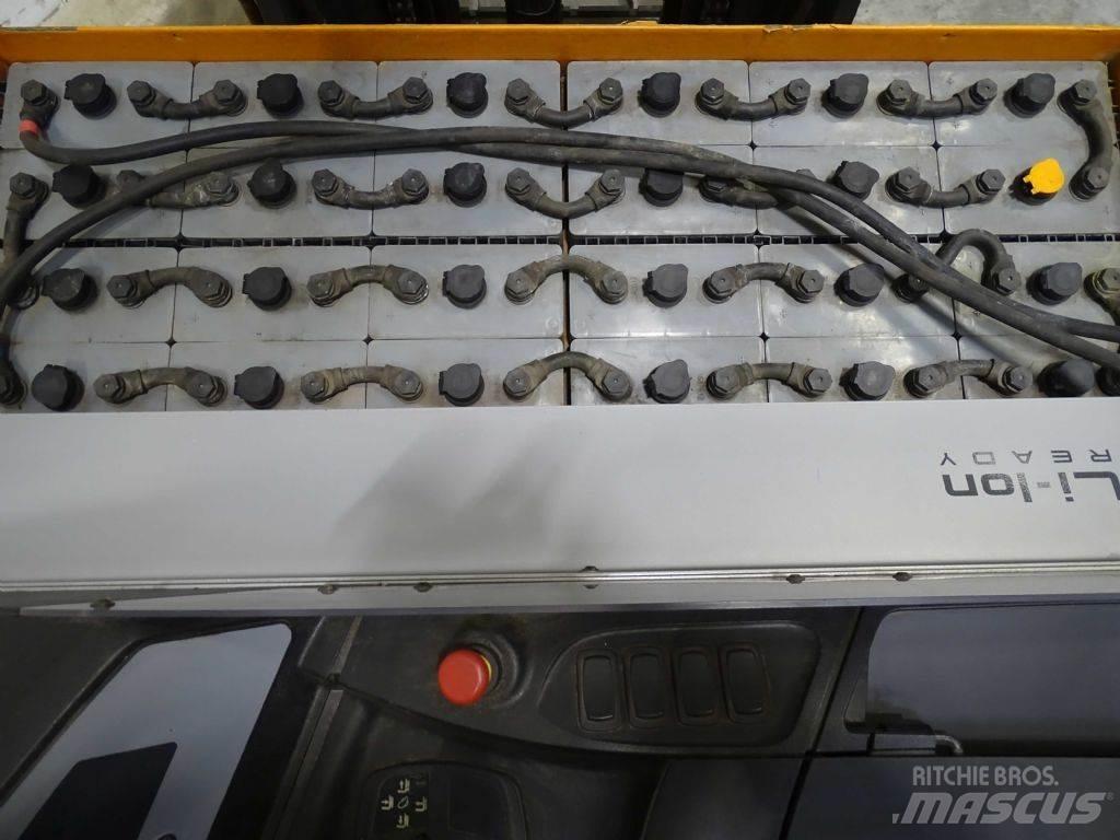 Still FM-X17 Skyvemasttruck