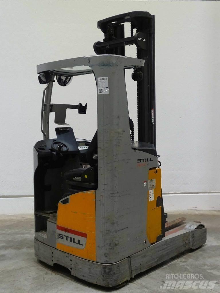 Still FM-X17 Skyvemasttruck