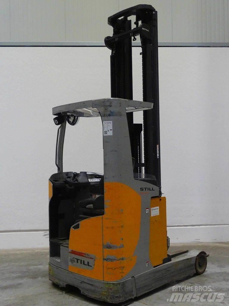 Still FM-X17 Skyvemasttruck