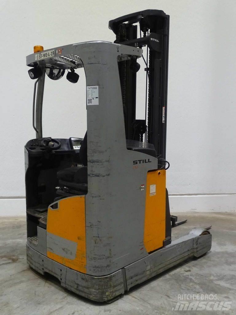 Still FM-X17 Skyvemasttruck