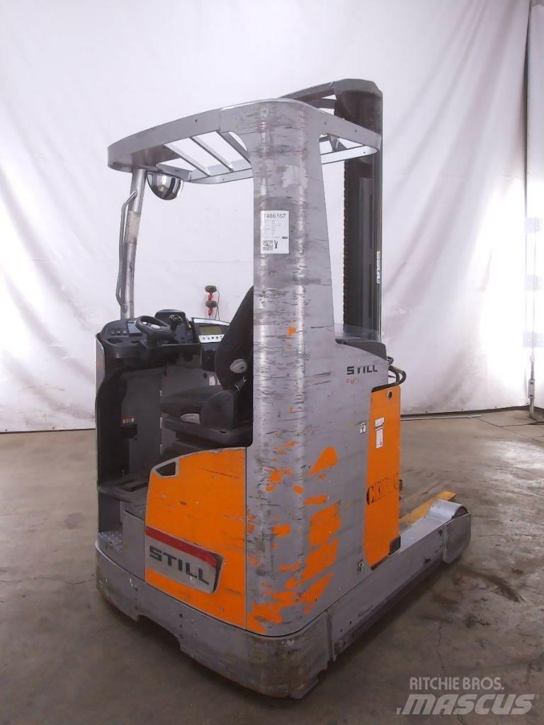 Still FM-X17 Skyvemasttruck