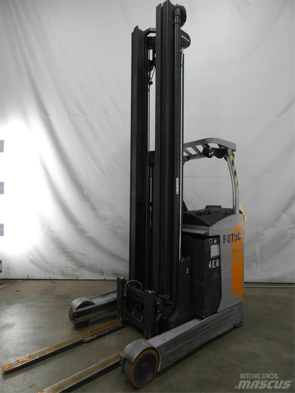 Still FM-X17 Skyvemasttruck
