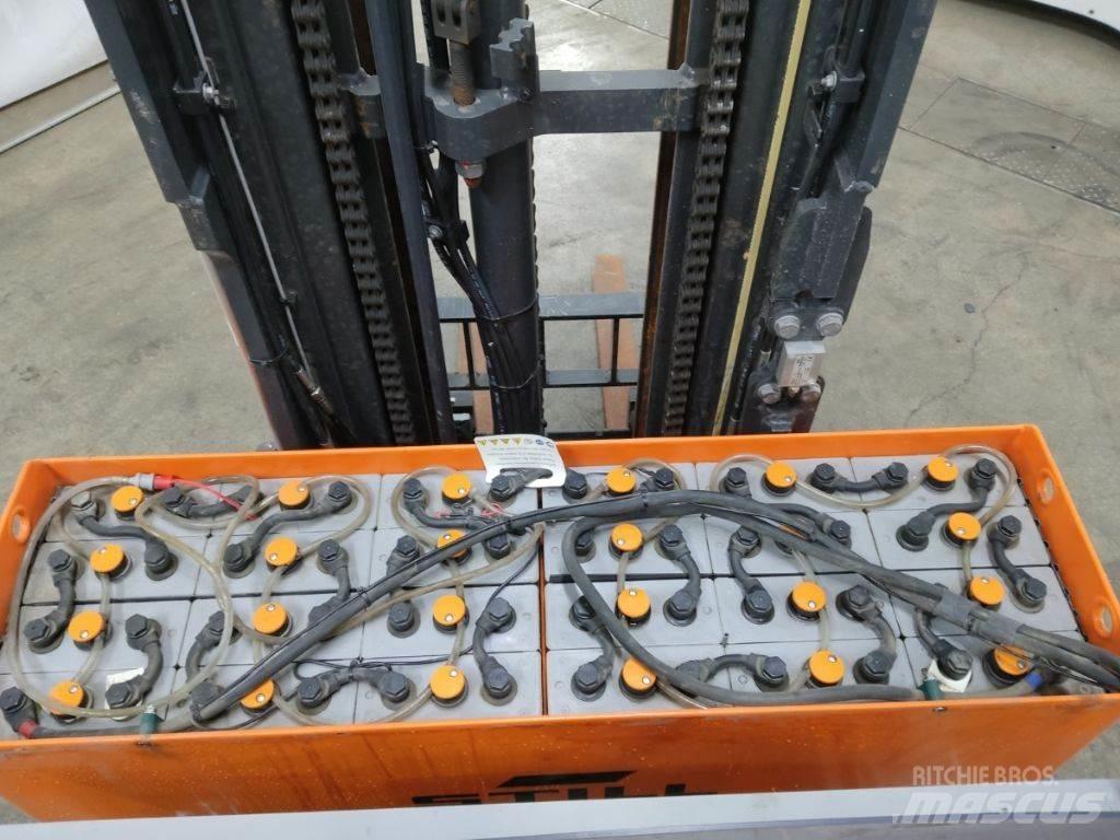 Still FM-X17WV Skyvemasttruck