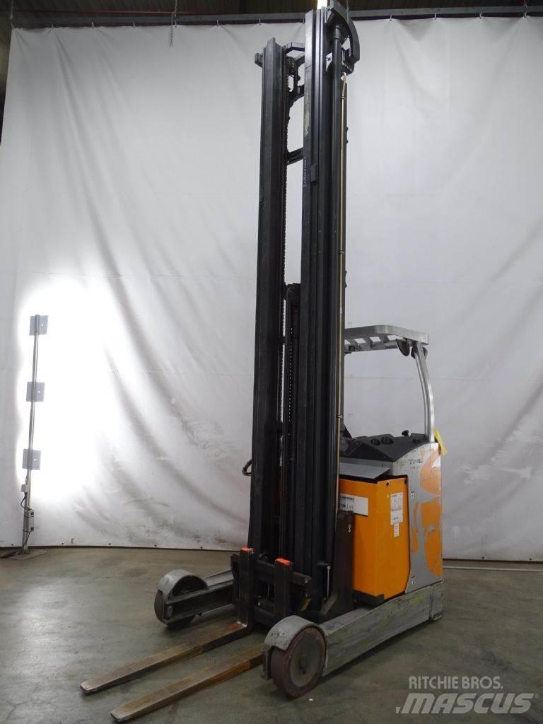 Still FM-X20 Skyvemasttruck
